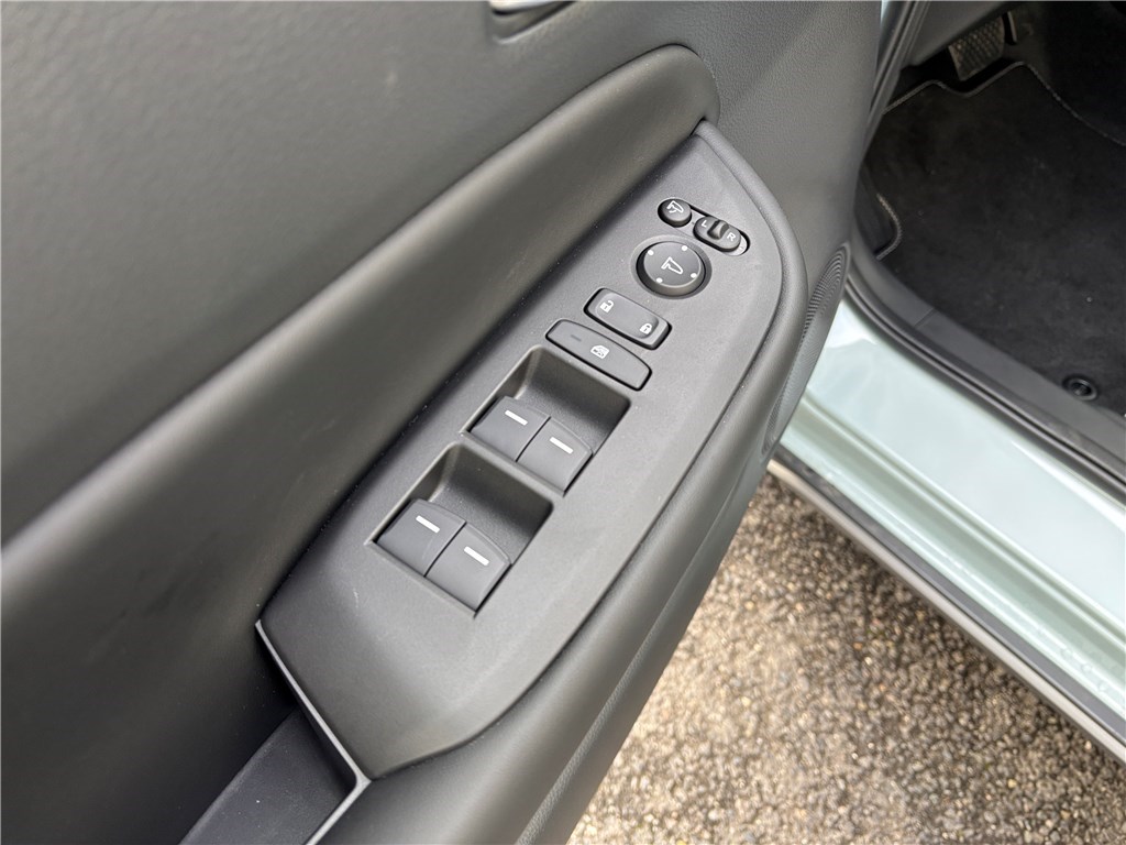 HONDA JAZZ CROSSTAR E:HEV