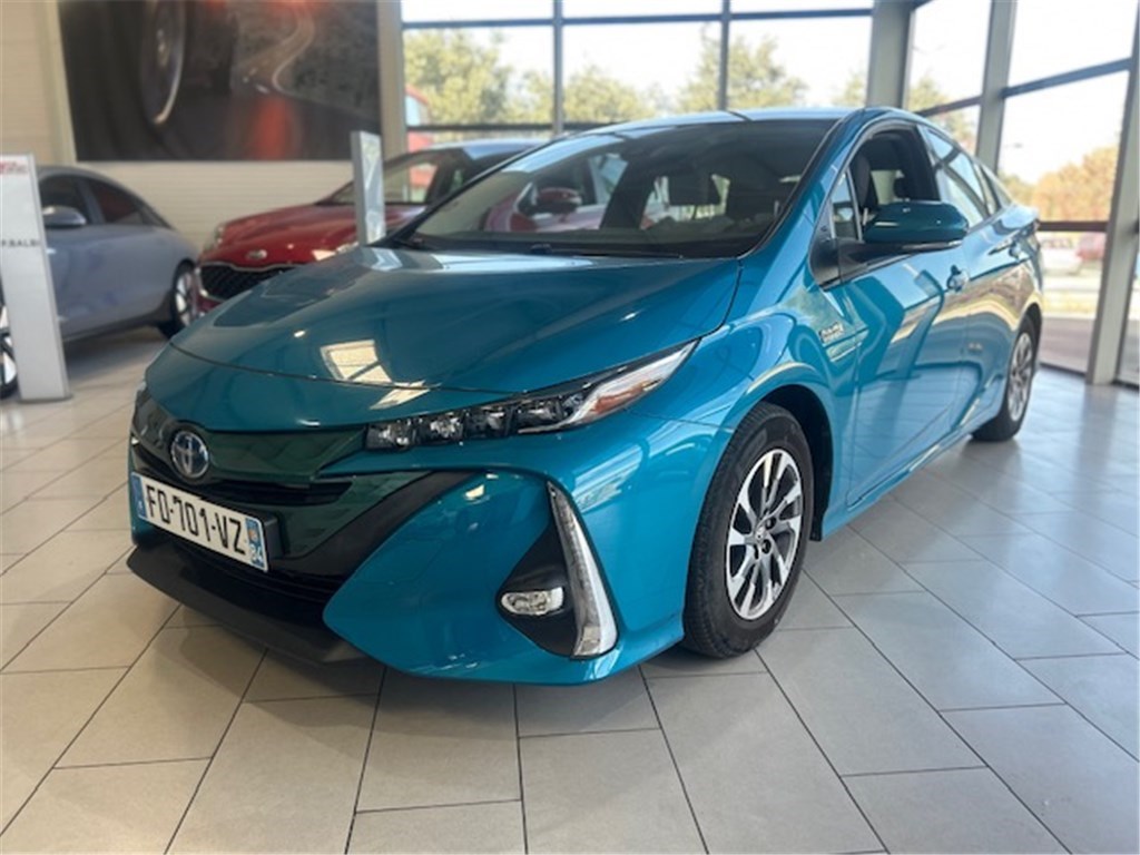 PRIUS HYBRIDE RECHARGEABLE RC18