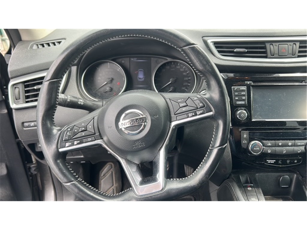 NISSAN