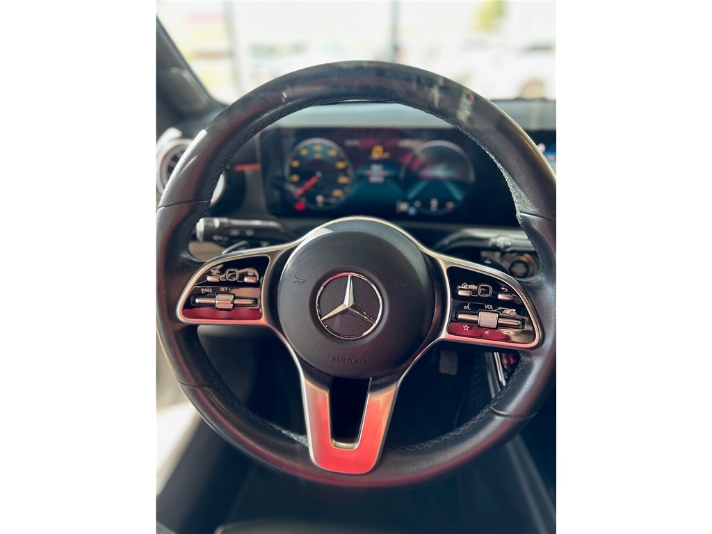 MERCEDES-BENZ